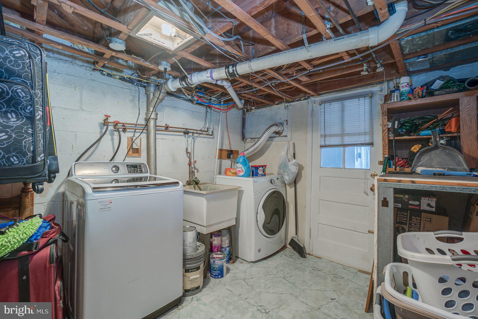 214 Riverthorn Road Baltimore, MD 21220 - Photo 24 of 28 Washer/Dryer