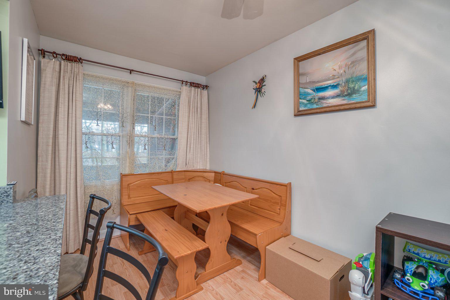214 Riverthorn Road Baltimore, MD 21220 - Photo 7 of 28 Custom Built in Table
