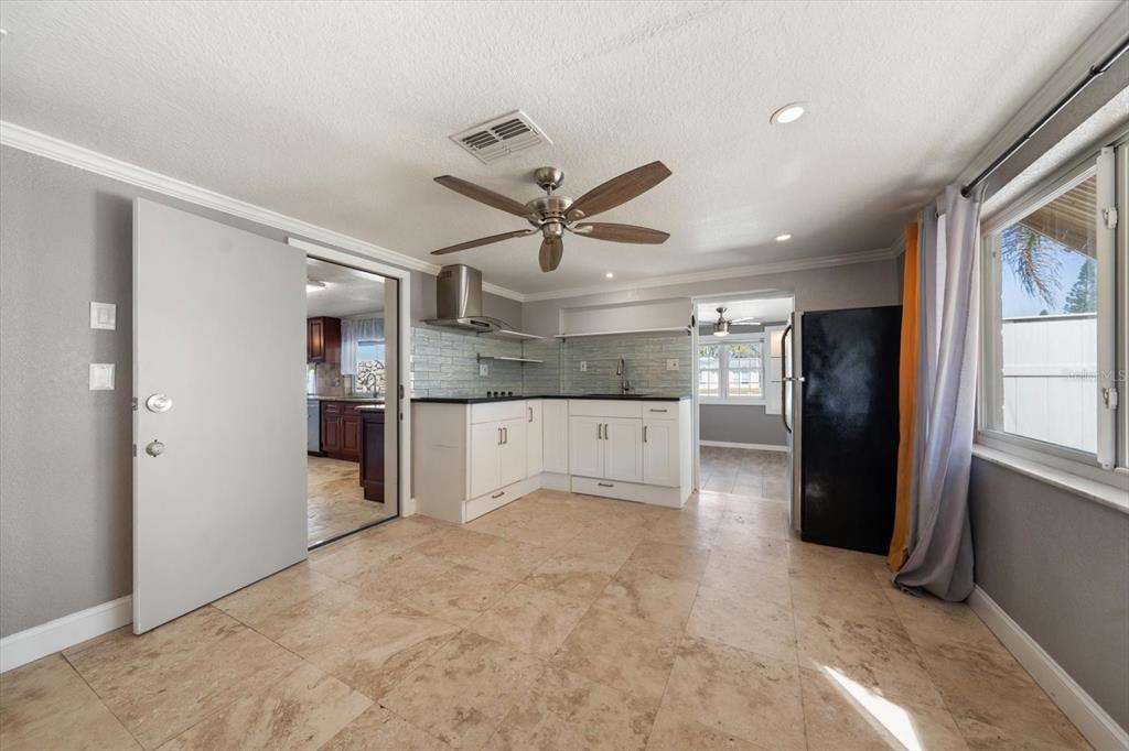 4025 Sail Drive New Port Richey, FL 34652 - Photo 18 of 28