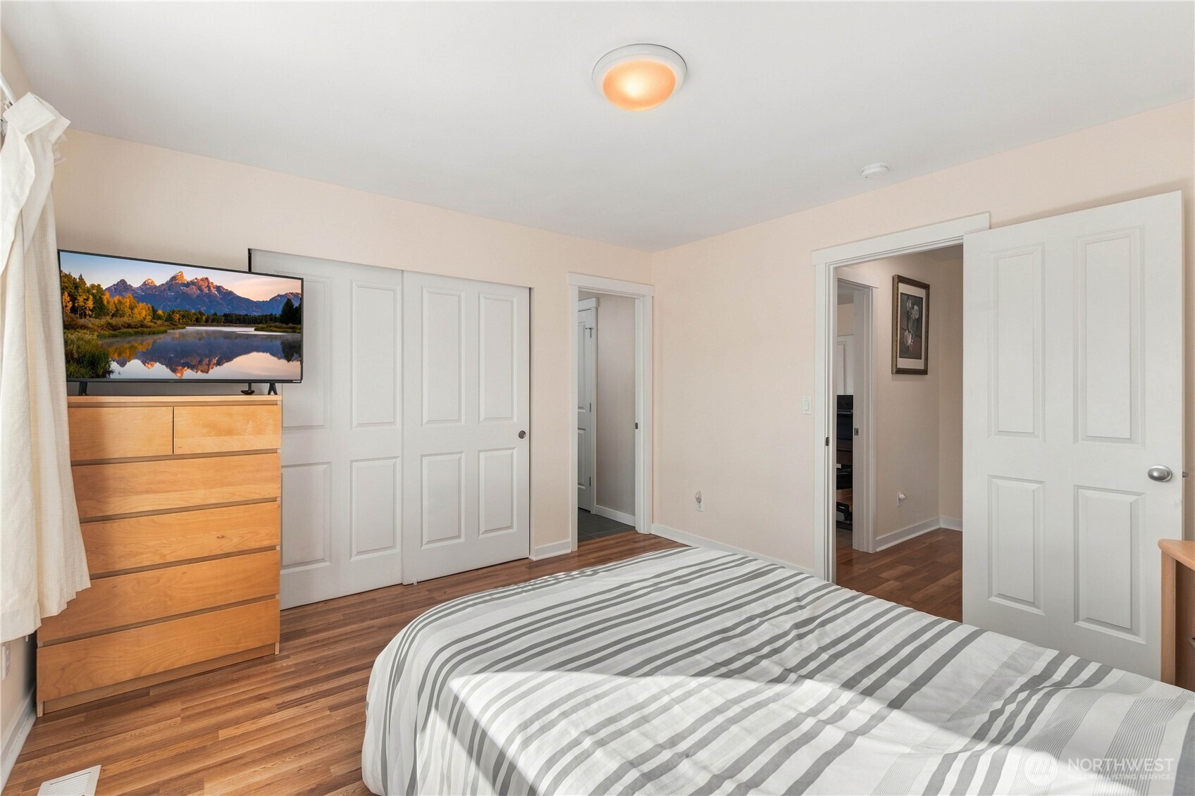 417 Hoquiam Place Northeast Renton, WA 98059 - Photo 19 of 31 Gallery Image 19