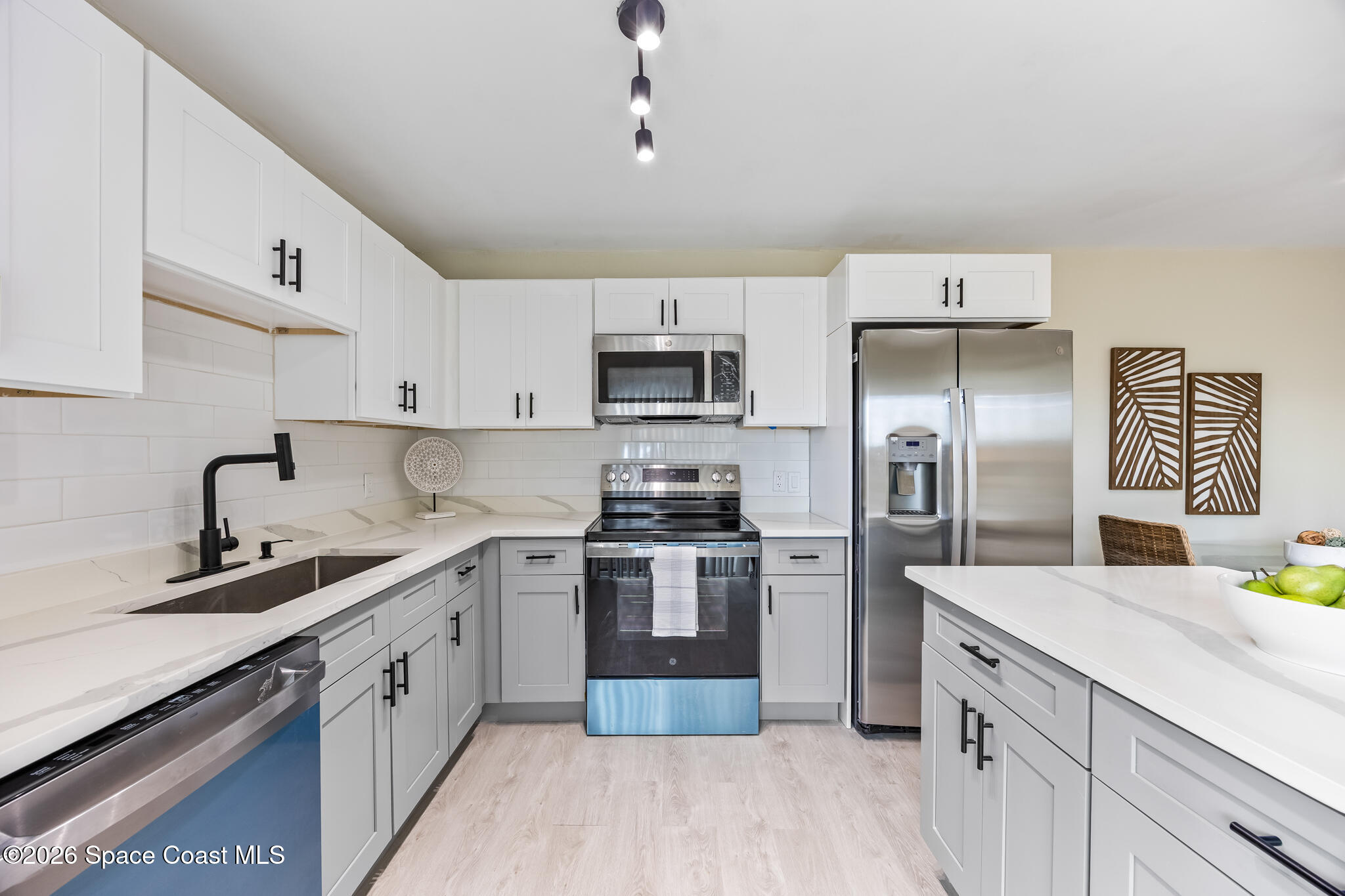 2117 Joshua Drive Northeast Palm Bay, FL 32905 - Photo 8 of 23 a-16