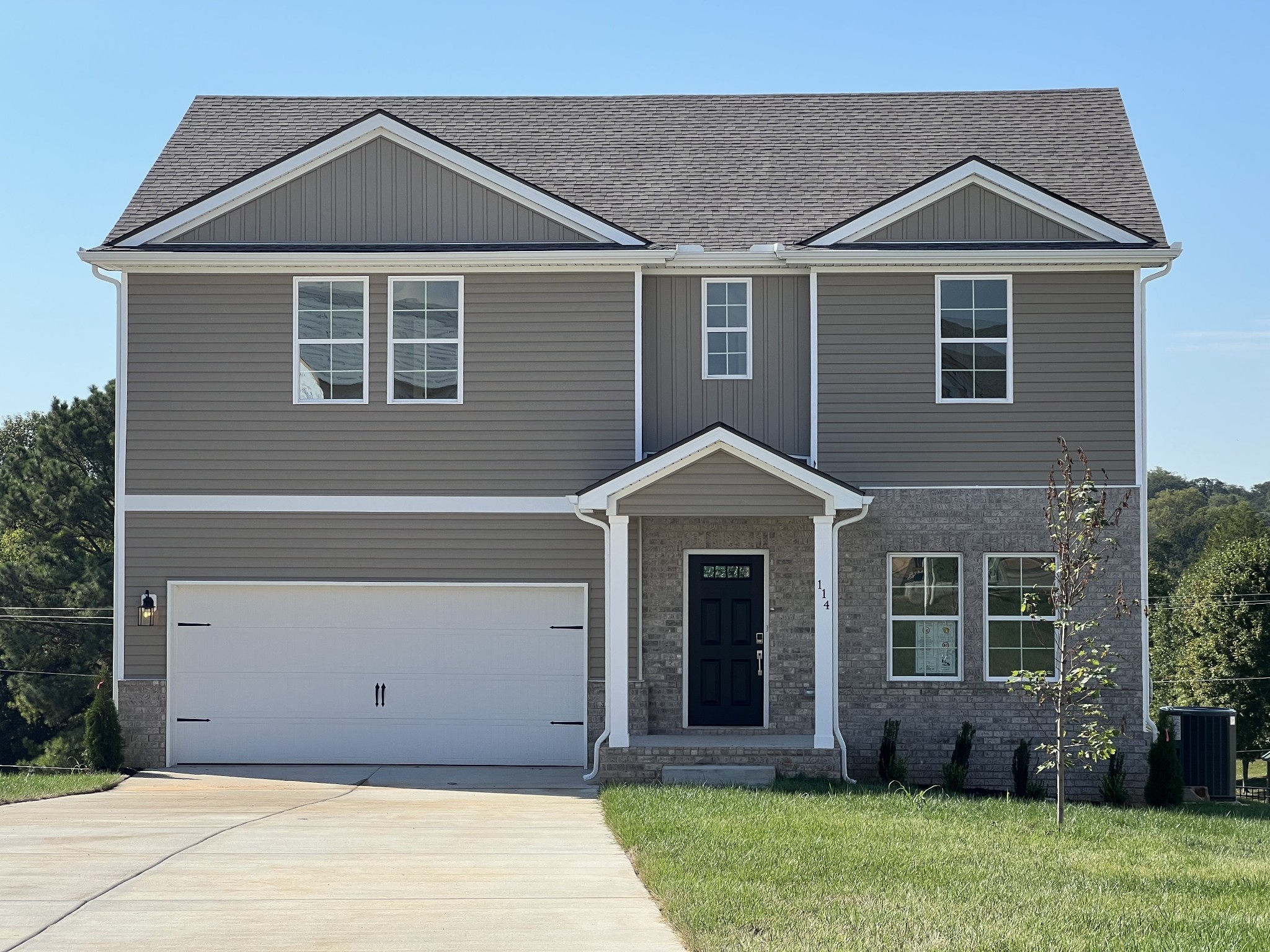 114 Model Court, Columbia, TN 38401 Compass