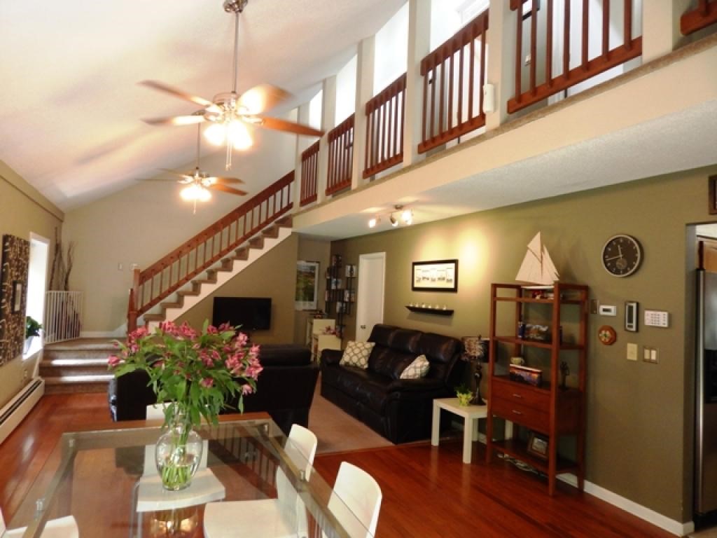 135 Rochelle Avenue Manchester, NH 03102 - Photo 2 of 34 Gallery Image 2