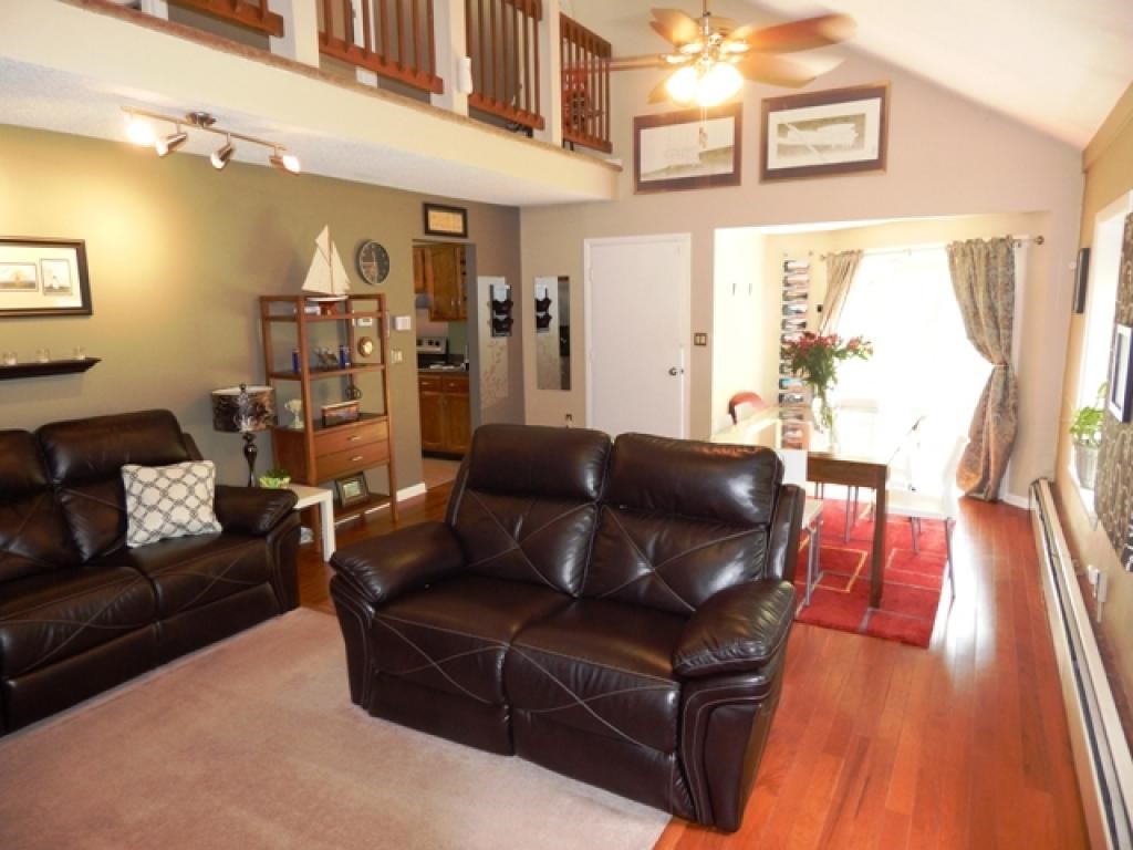 135 Rochelle Avenue Manchester, NH 03102 - Photo 4 of 34 Gallery Image 4
