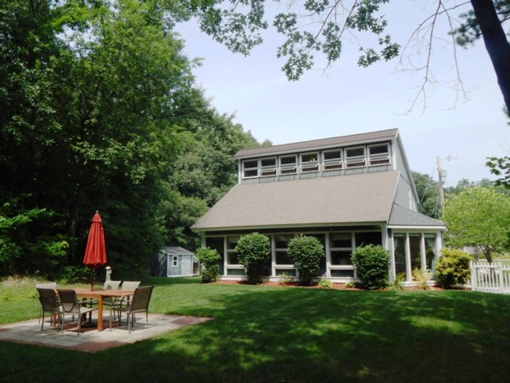 135 Rochelle Avenue Manchester, NH 03102 - Photo 34 of 34 Gallery Image 34