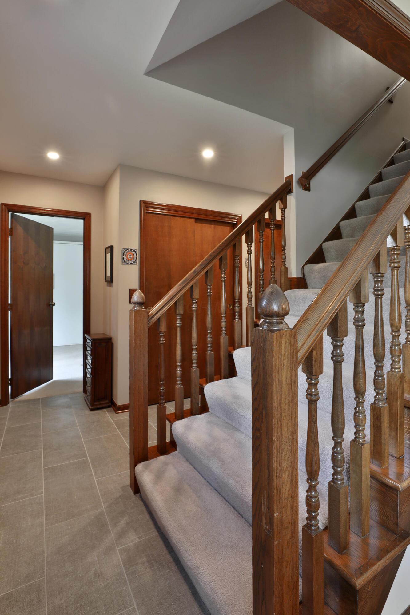 1041 Rutland Way Columbus, OH 43085 - Photo 30 of 60 1041-RutlandWay-31