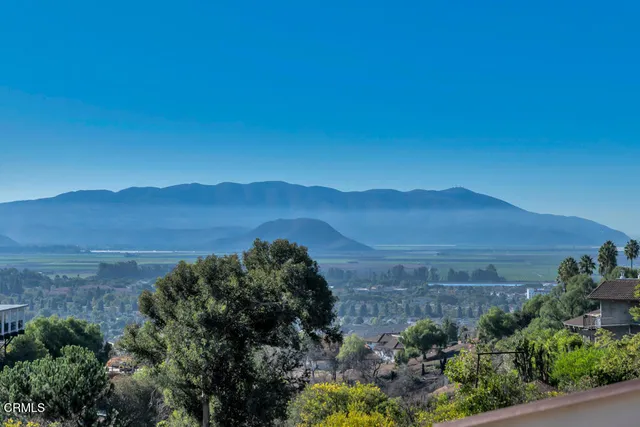 $2,397,000 | 136 Cerro Crest Drive, Camarillo, CA 93010