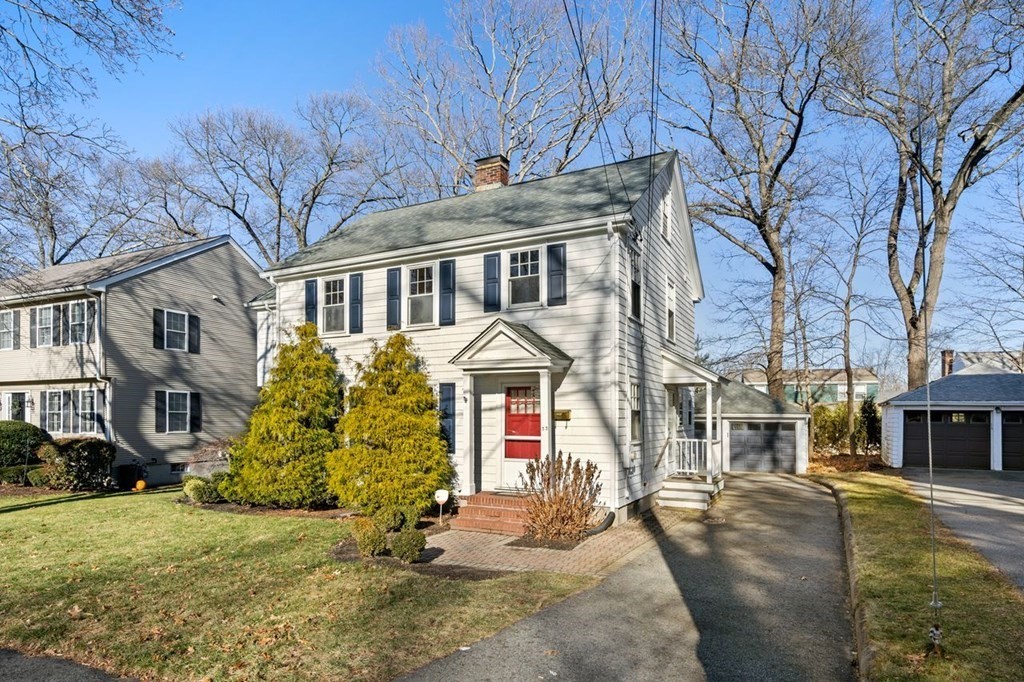 33 Thornton Road Waltham, MA 02453 - Photo 1 of 39