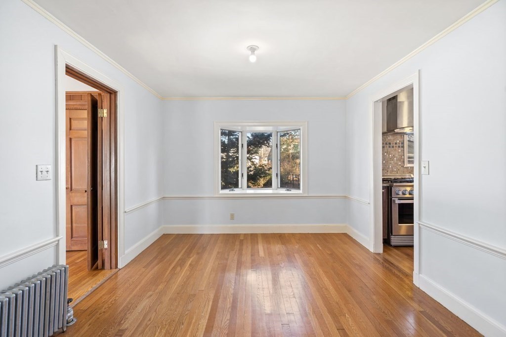 33 Thornton Road Waltham, MA 02453 - Photo 14 of 39