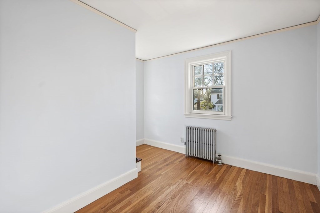 33 Thornton Road Waltham, MA 02453 - Photo 29 of 39