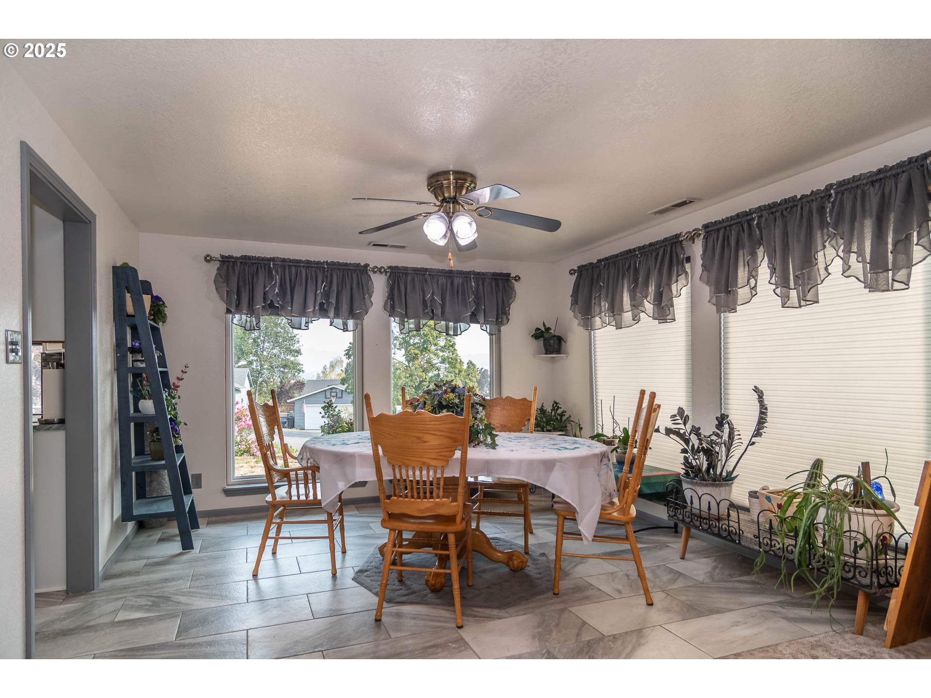 124 Aloha Court Roseburg, OR 97471 - Photo 12 of 48