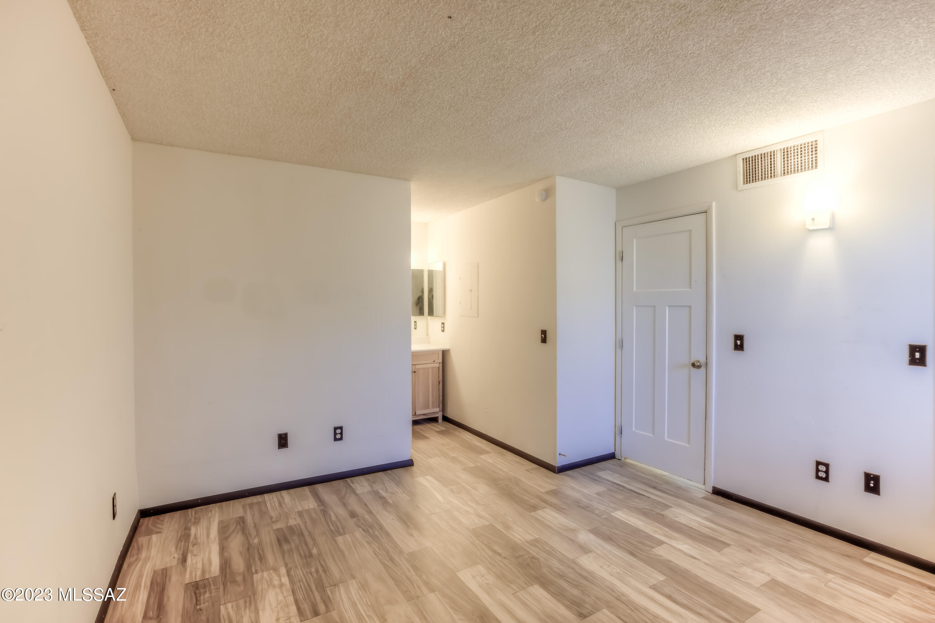 6635 East Golf Links Road, Unit 3 Tucson, AZ 85730 - Photo 24 of 33