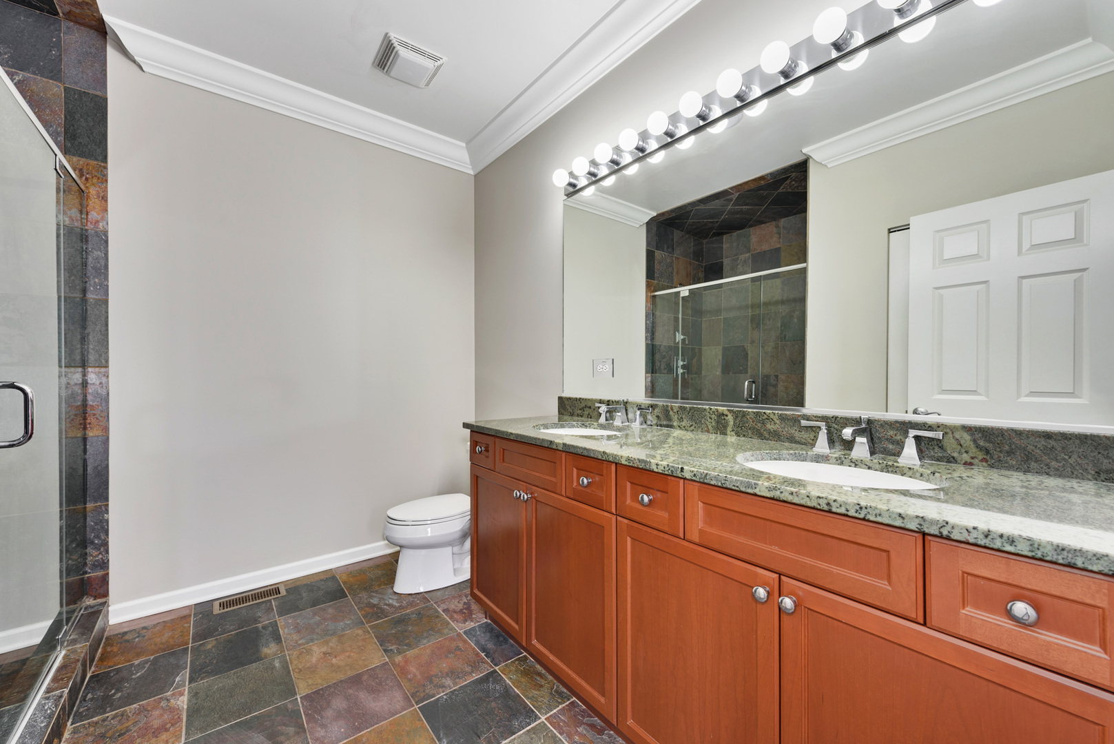 730 West 15th Street Chicago, IL 60607 - Photo 19 of 24