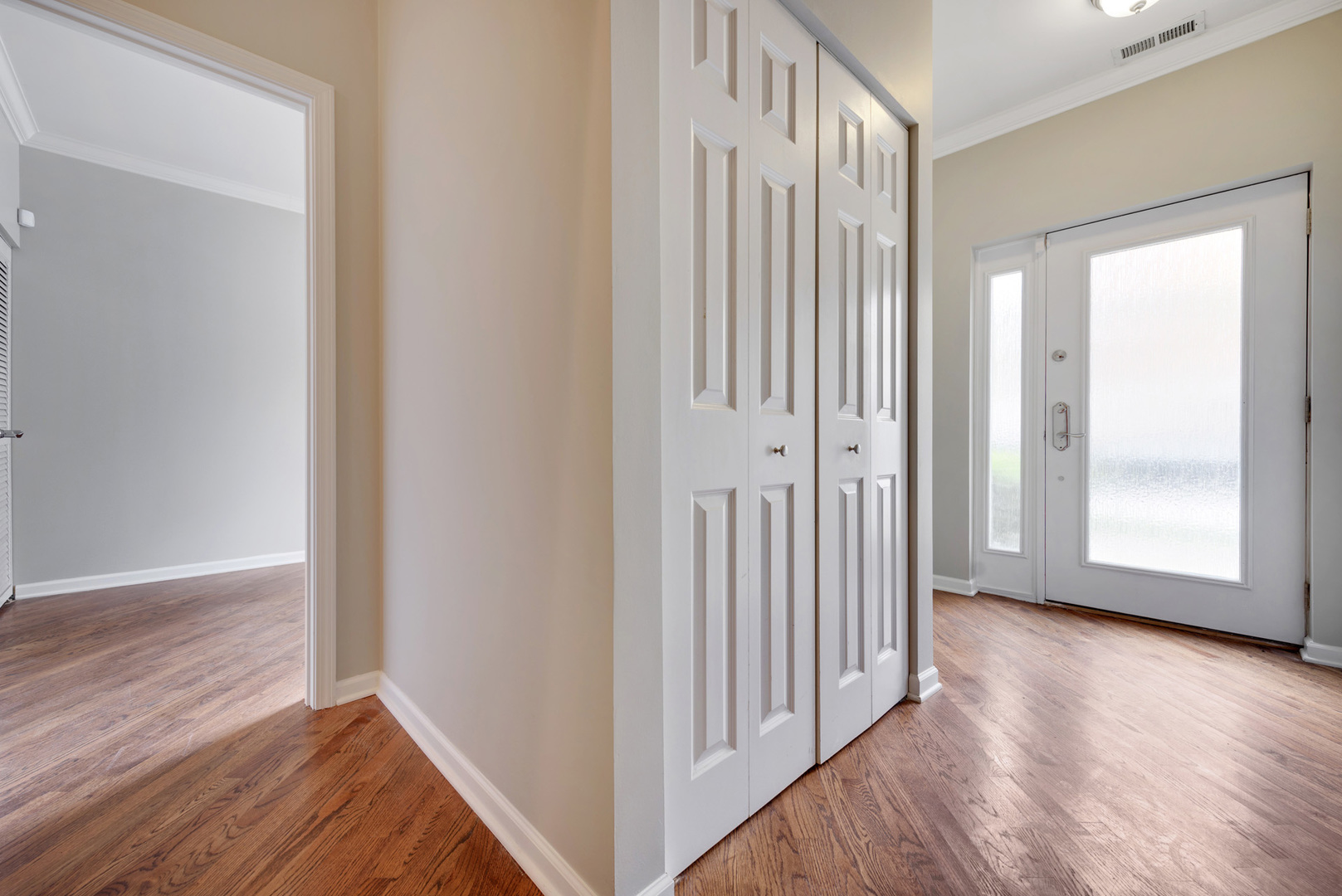 730 West 15th Street Chicago, IL 60607 - Photo 3 of 24