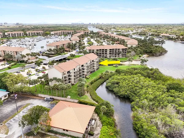 $549,900 | 1701 Marina Isle Way, Unit 301, Jupiter, FL 33477