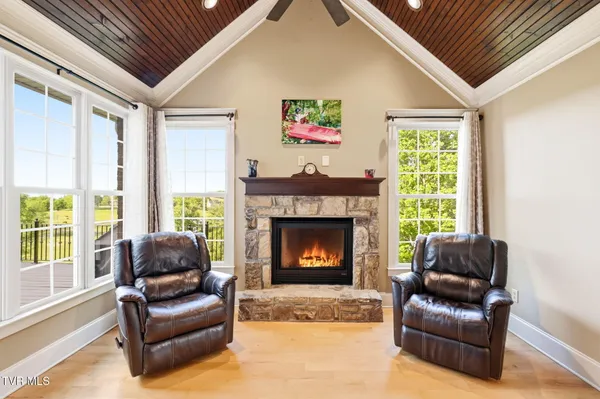 $1,350,000 | 122 Sun Chase Court, Johnson City, TN 37615