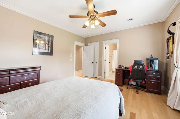 $1,350,000 | 122 Sun Chase Court, Johnson City, TN 37615