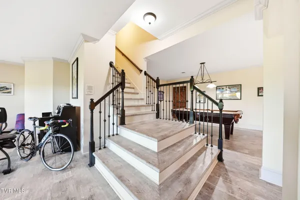 $1,350,000 | 122 Sun Chase Court, Johnson City, TN 37615