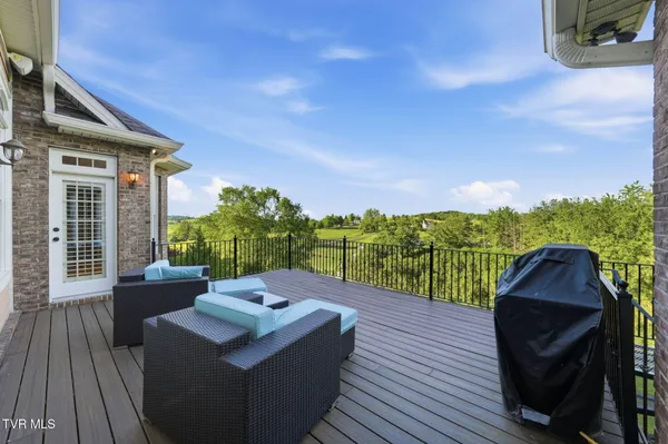 $1,350,000 | 122 Sun Chase Court, Johnson City, TN 37615