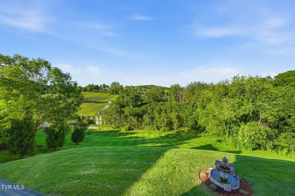 $1,350,000 | 122 Sun Chase Court, Johnson City, TN 37615