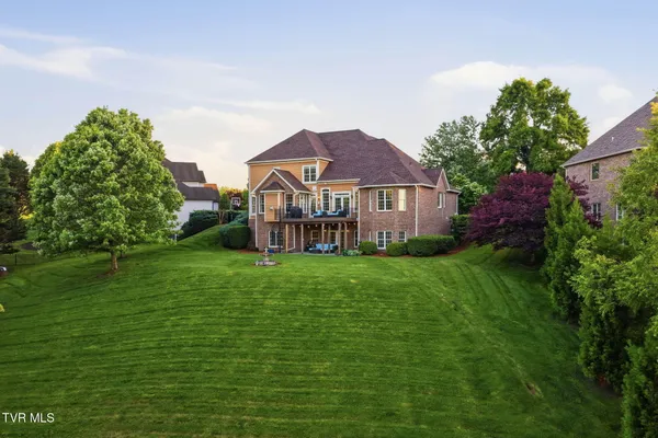 $1,350,000 | 122 Sun Chase Court, Johnson City, TN 37615