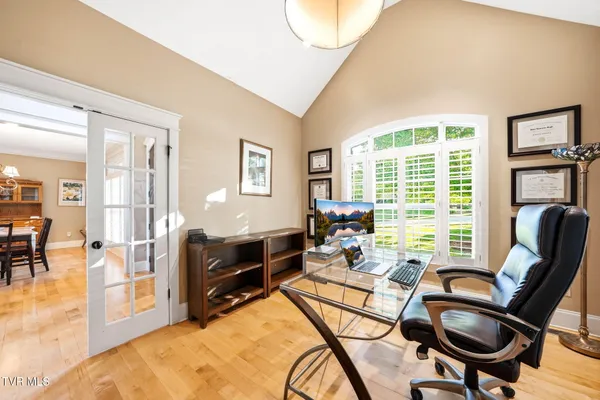 $1,350,000 | 122 Sun Chase Court, Johnson City, TN 37615