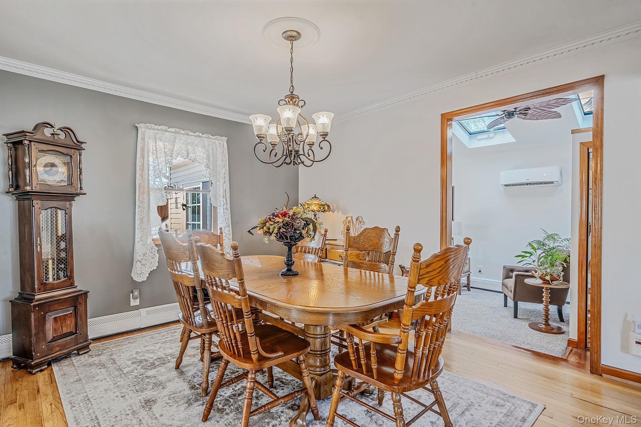 16 Salem Road Hicksville, NY 11801 - Photo 8 of 50 Gallery Image 8