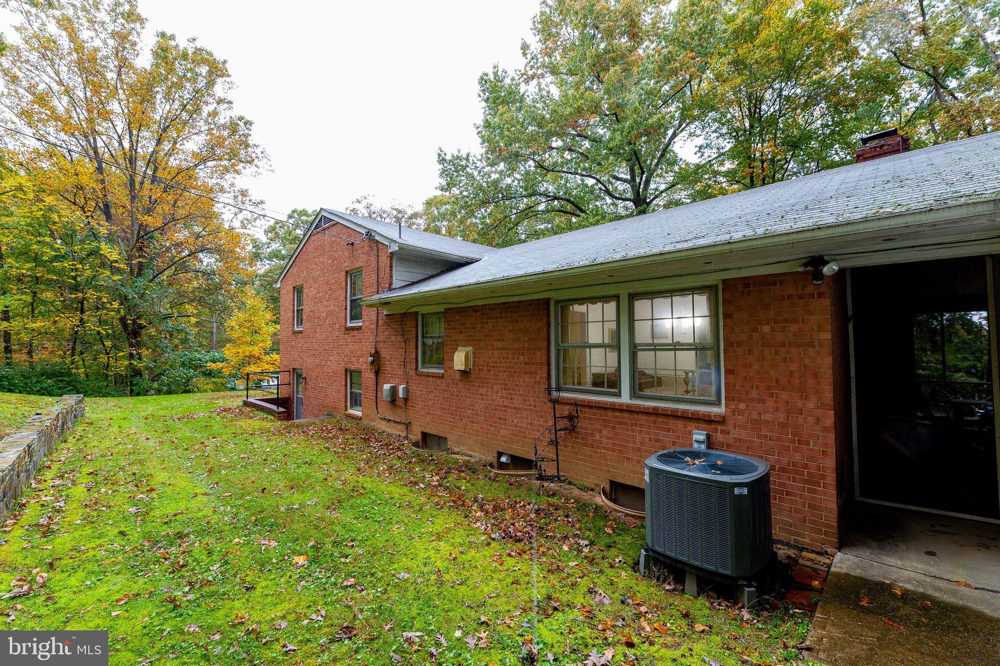 18300 Sharon Road Triangle, VA 22172 - Photo 41 of 47 Gallery Image 41