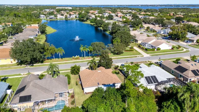 $2,400 | 1015 Homewood Avenue, Melbourne, FL 32940