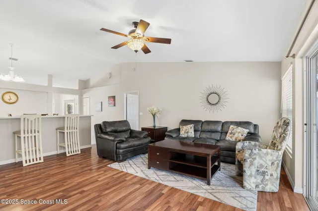 $2,400 | 1015 Homewood Avenue, Melbourne, FL 32940