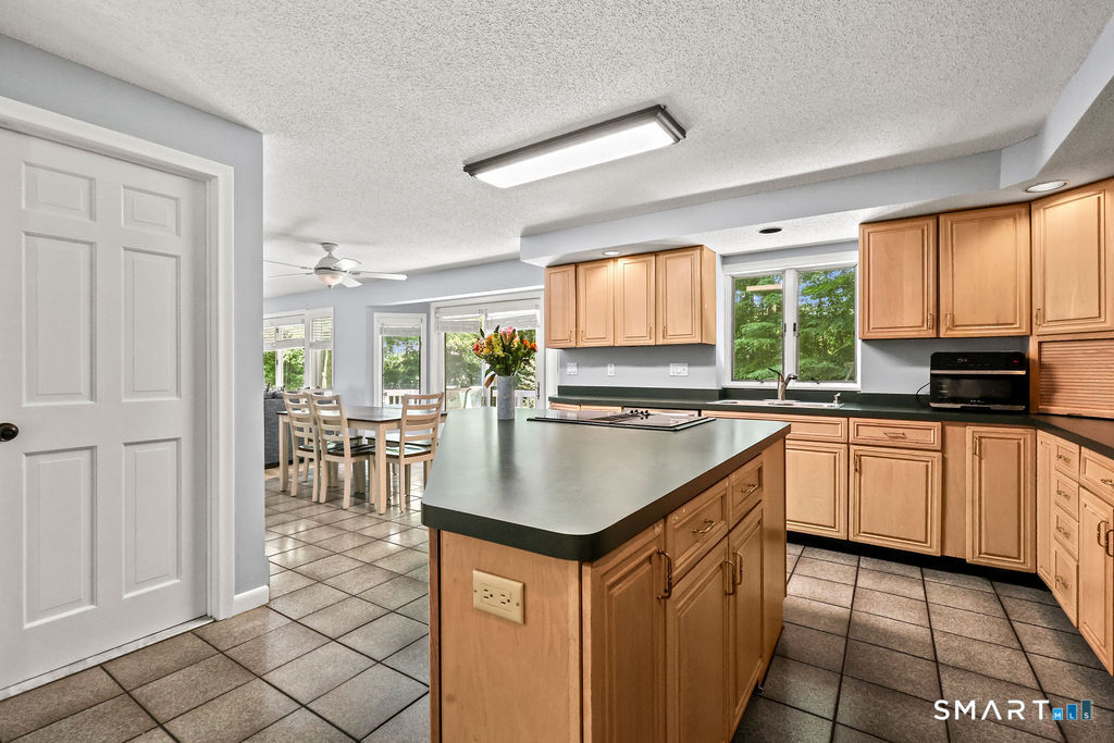 8 Pond View Road Bolton, CT 06043 - Photo 14 of 37