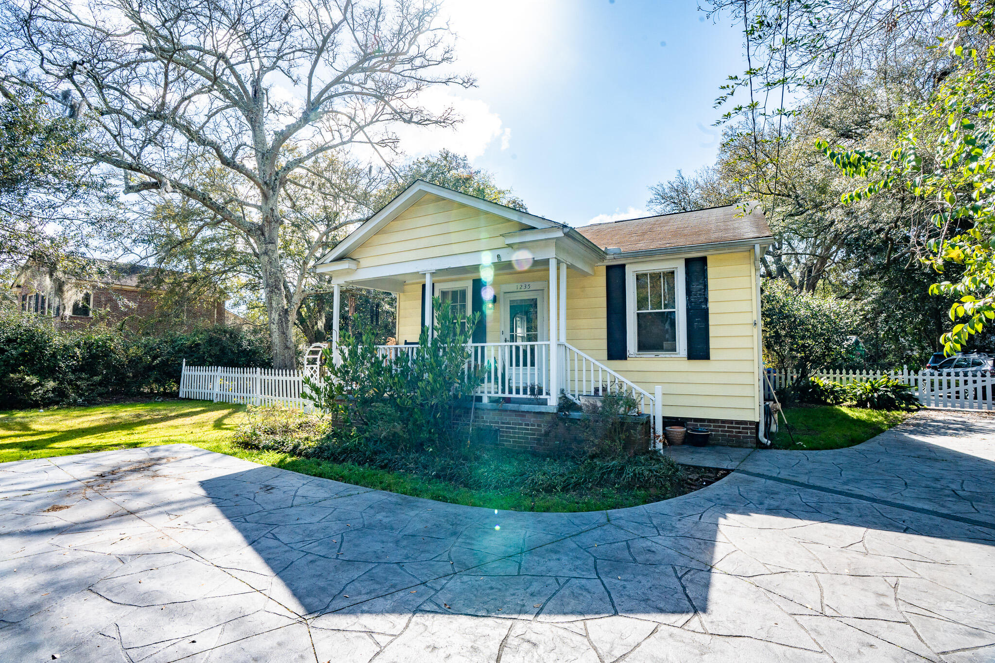 1235 Ashley Hall Road Charleston, SC 29407 - Photo 1 of 44 A7404917