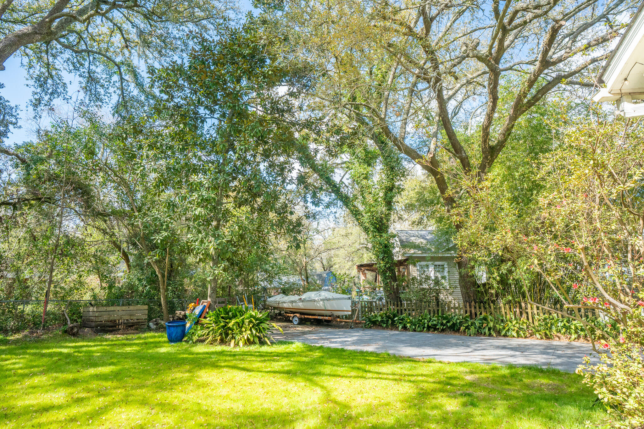 1235 Ashley Hall Road Charleston, SC 29407 - Photo 37 of 44 A7404900