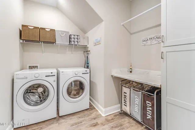 $425,000 | 85010 Diamondhead Lks Boulevard, Diamondhead, MS 39525