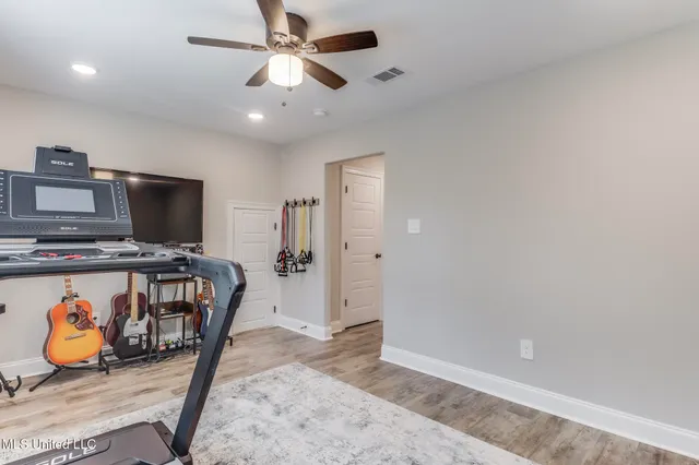 $425,000 | 85010 Diamondhead Lks Boulevard, Diamondhead, MS 39525