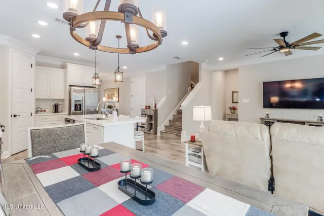 $425,000 | 85010 Diamondhead Lks Boulevard, Diamondhead, MS 39525