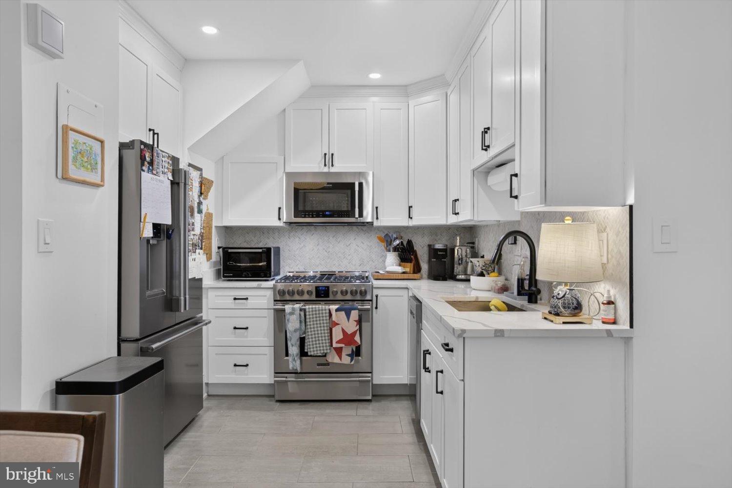 215 5th Street Southeast Washington, DC 20003 - Photo 21 of 38 Gallery Image 21
