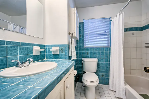 $2,200 | 5907 Nancy Ann Street, Houston, TX 77009