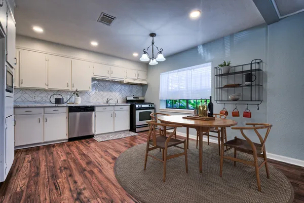 $2,200 | 5907 Nancy Ann Street, Houston, TX 77009