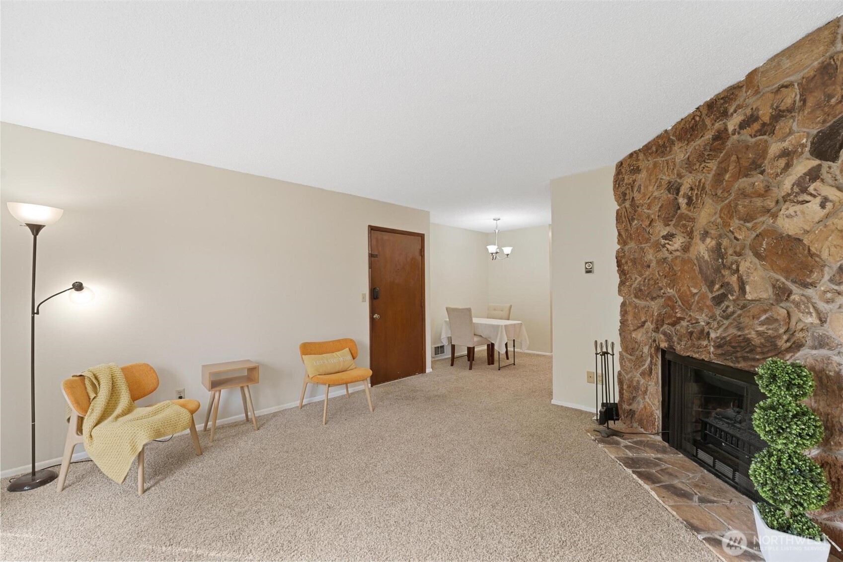 9623 South 248th Street, Unit E2 Kent, WA 98030 - Photo 3 of 18