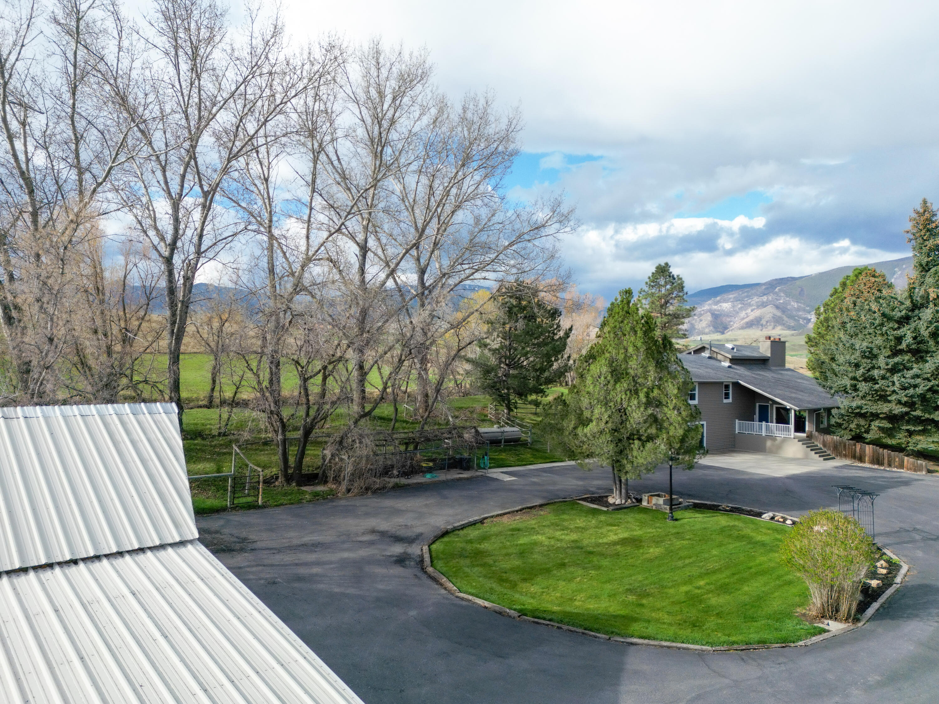 1048 Big Goose Road Sheridan, WY 82801 - Photo 11 of 44 1048 Big Goose