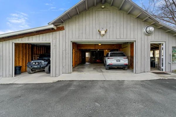 $1,649,000 | 1048 Big Goose Road, Sheridan, WY 82801
