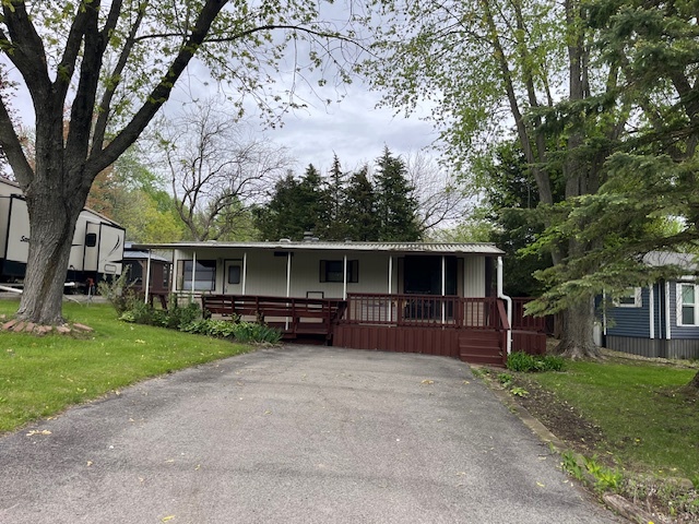 2795 East 28th Road Marseilles, IL 61341 - Photo 2 of 53 a house with outdoor space