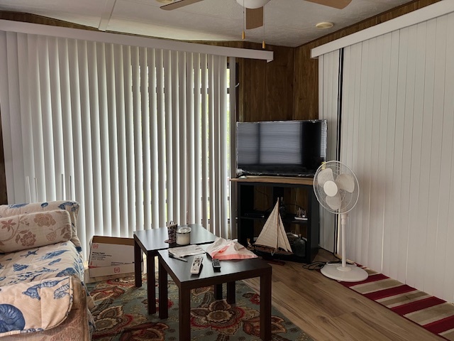 2795 East 28th Road Marseilles, IL 61341 - Photo 6 of 53 a workspace with furniture and window