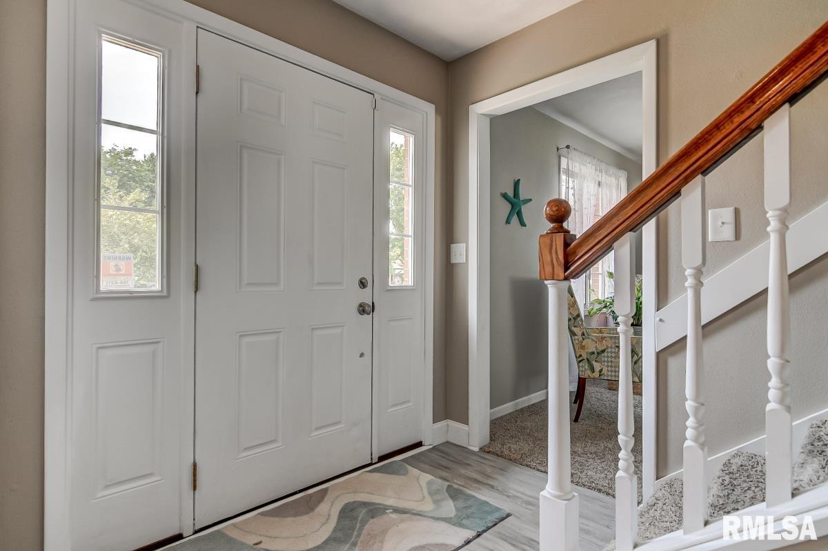 2543 Lindsay Road Springfield, IL 62704 - Photo 4 of 44