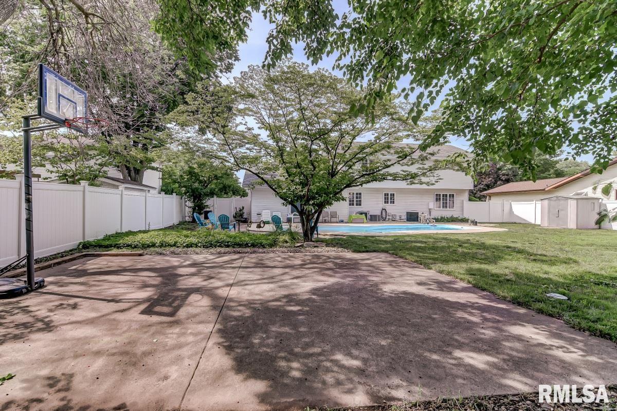 2543 Lindsay Road Springfield, IL 62704 - Photo 41 of 44