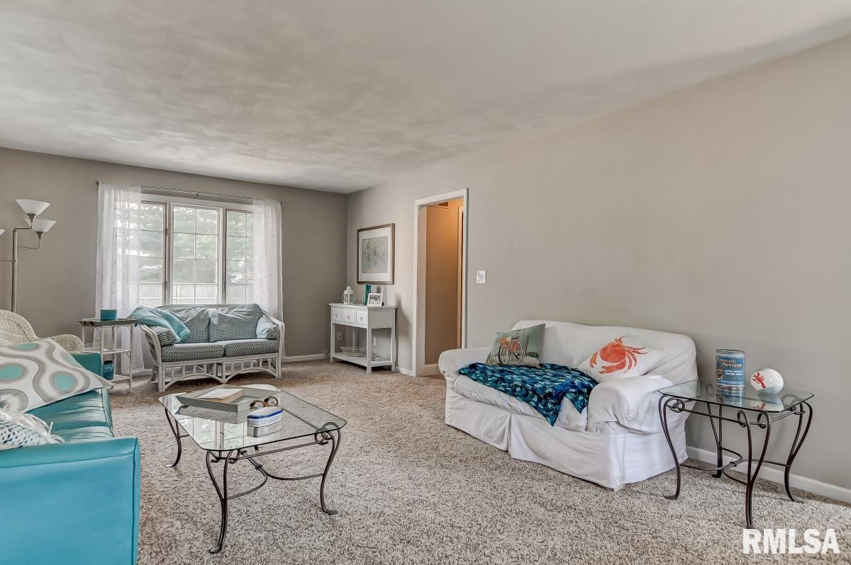 2543 Lindsay Road Springfield, IL 62704 - Photo 7 of 44