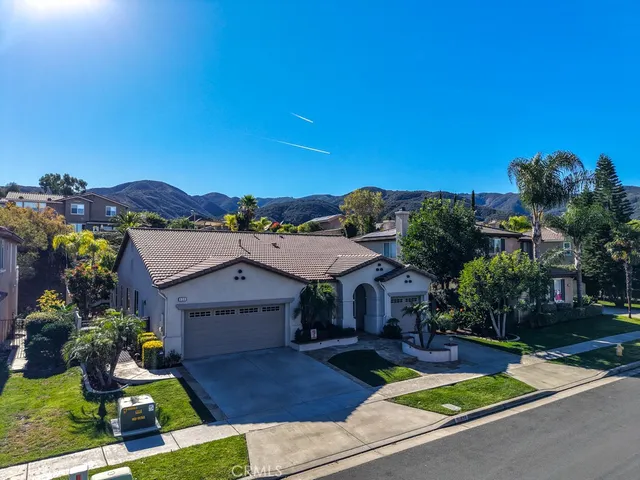 $979,900 | 930 McCall Circle, Corona, CA 92881
