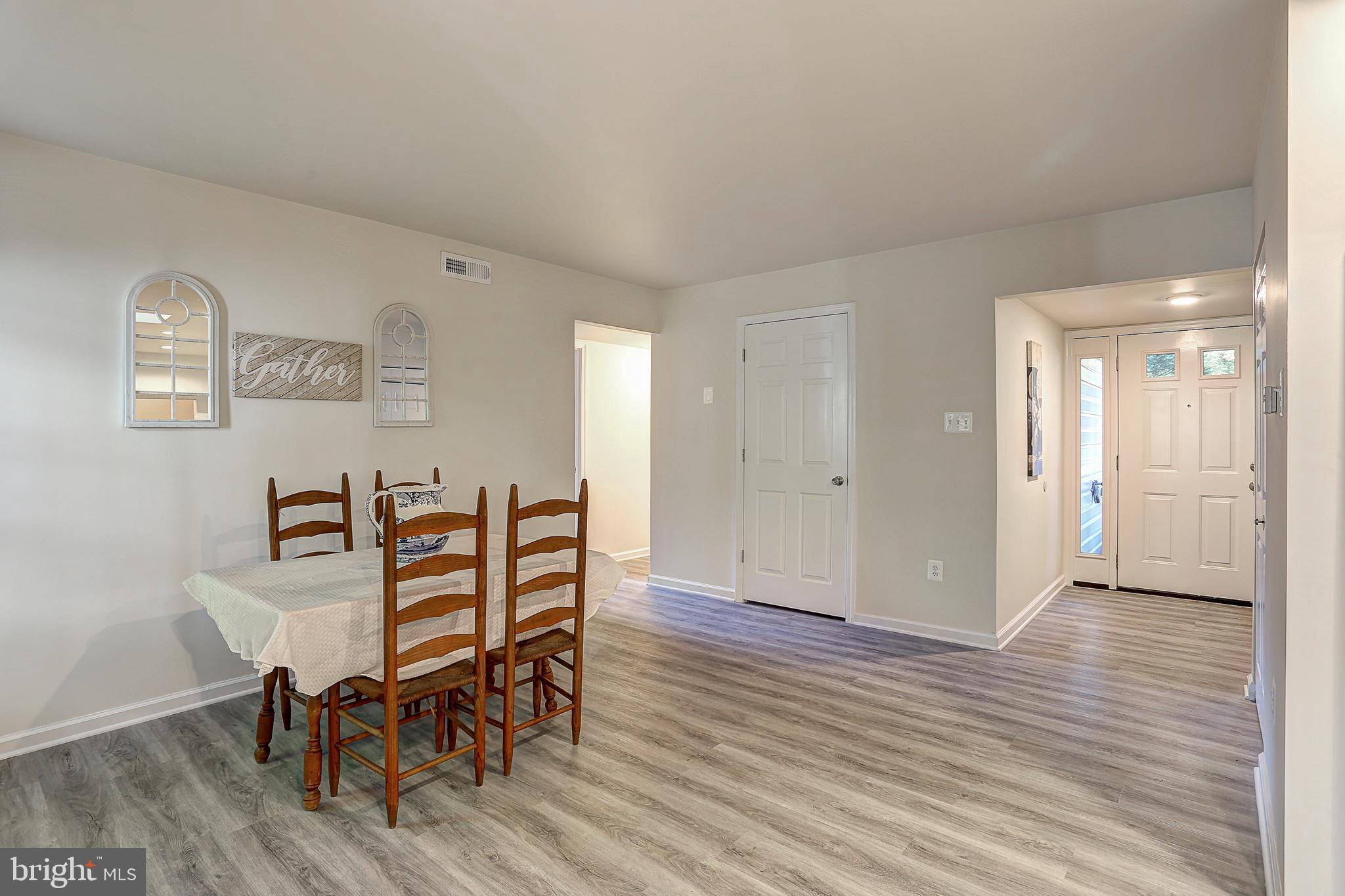 1831 Ralston Place Crofton, MD 21114 - Photo 18 of 30 Dining area