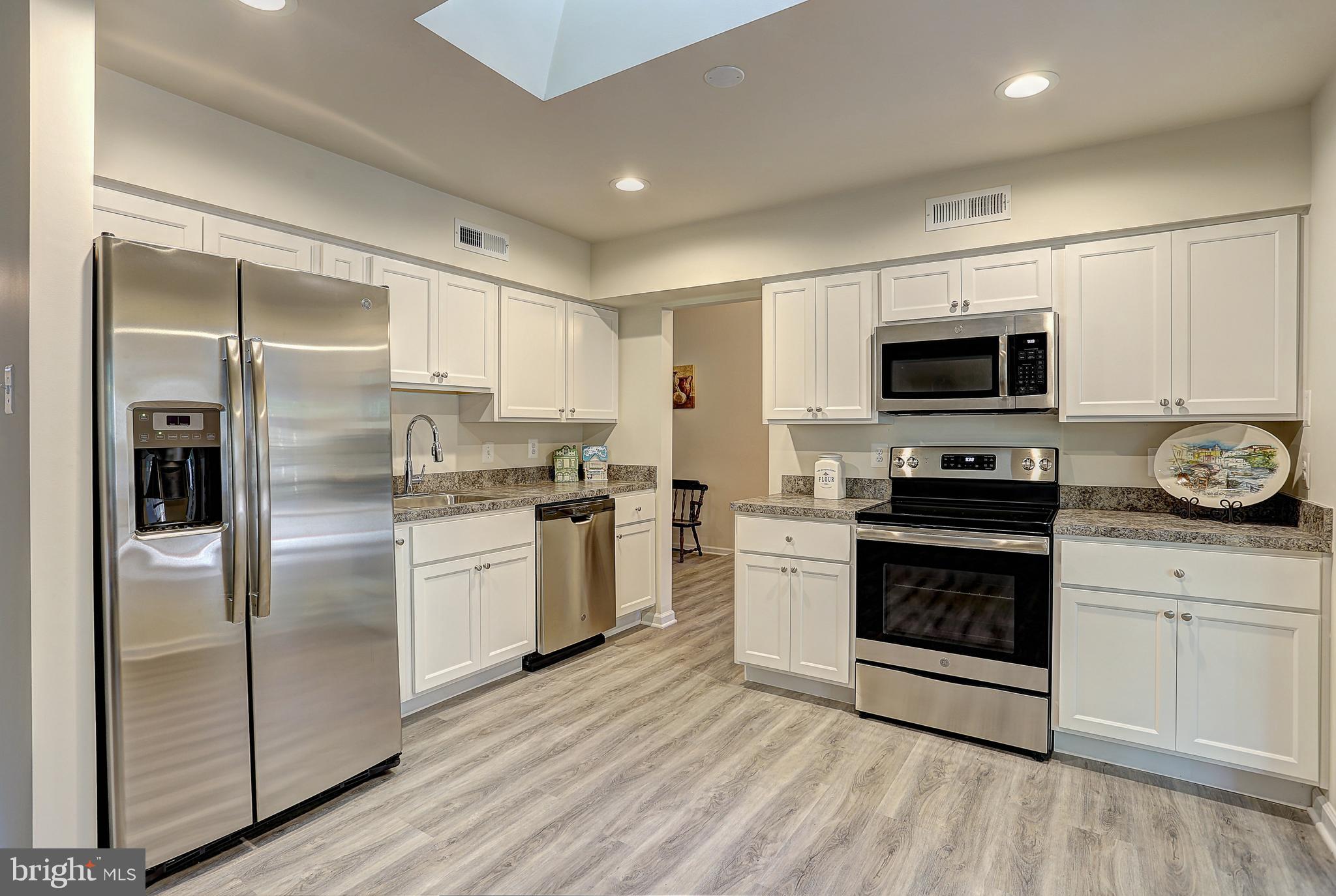 1831 Ralston Place Crofton, MD 21114 - Photo 4 of 30 Kitchen